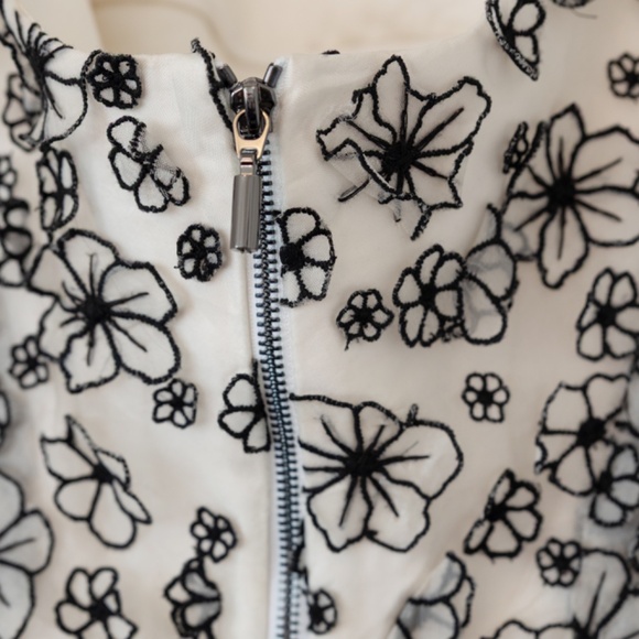 Maticevski Black and White floral gown size xxs - Picture 6 of 9